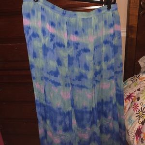 Fun and stylish skirt!